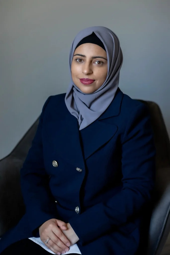 Zainab Mahdi psychotherapist